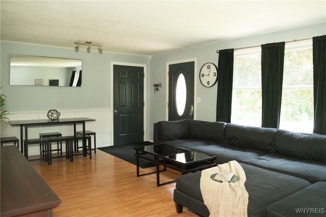 photo 4 : 10428 Front Street, North Collins NY 14111