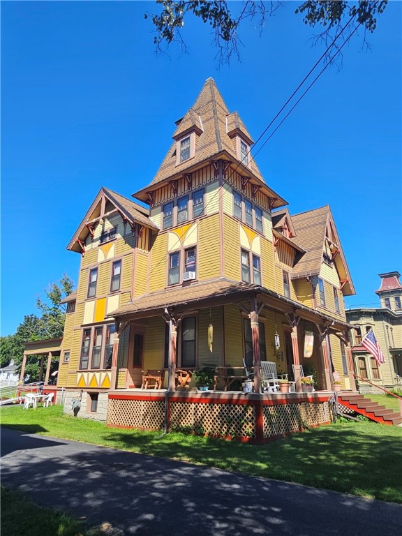 photo gjlQ8thRVifL9NmhmRE1Dveuu9Y: 201 Main Street, Richfield NY 13439