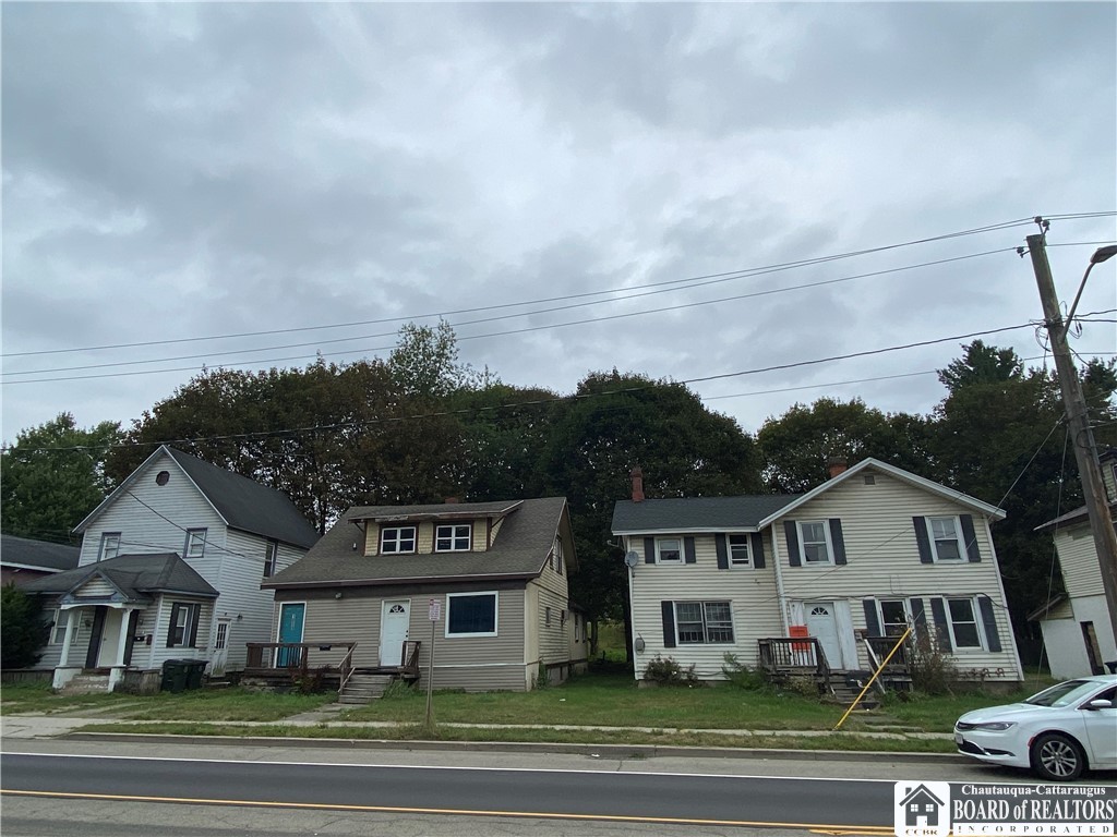 photo undefined: 1061 East 2nd Street, Jamestown NY 14701