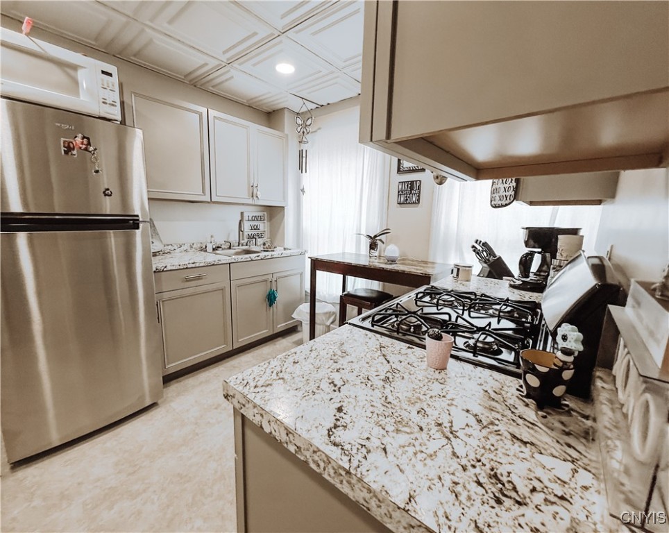photo 4 : 140 Mildred Avenue, Syracuse NY 13206