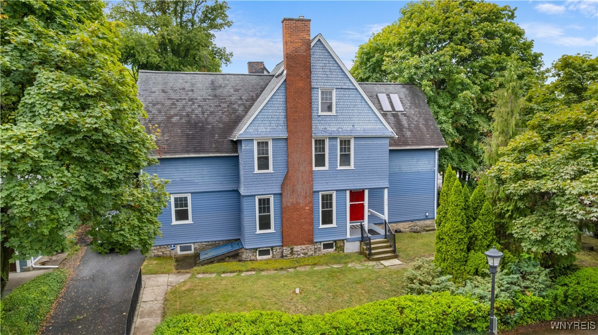 photo 1 : 619 Elmwood Avenue, Buffalo NY 14222