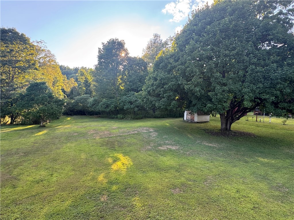 photo drLOjRWz7-49AaKz-E-EY: 114 Bliss Road, Bainbridge NY 13733