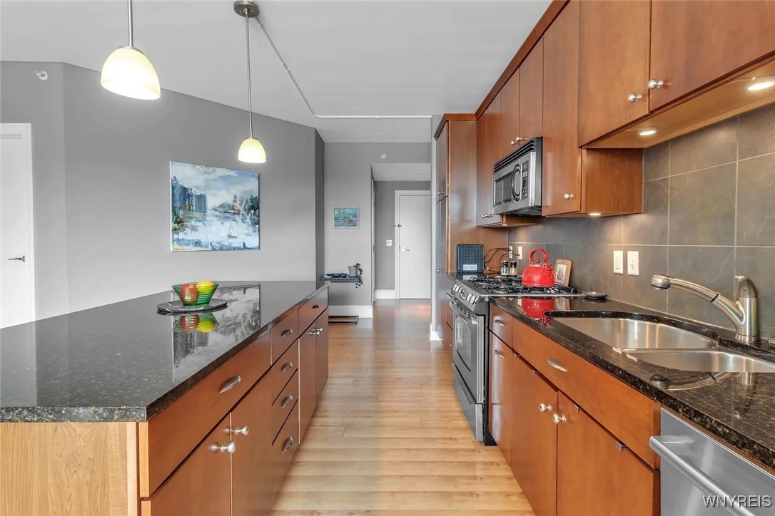photo 4 : 132 Lakefront Boulevard 105, Buffalo NY 14202