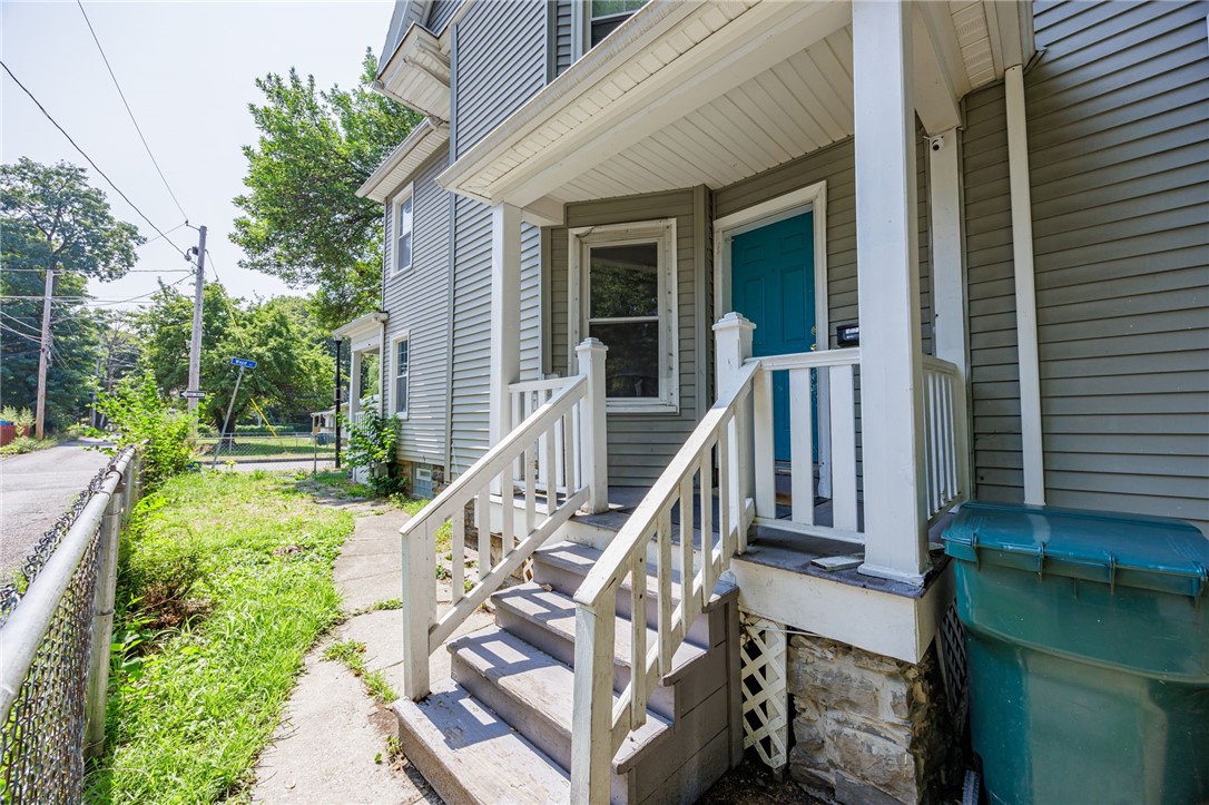 photo mD6Eryd6hcks74VXzzWkc3mPGHiSJp7AKMz: 140 Weld St, Rochester NY 14605