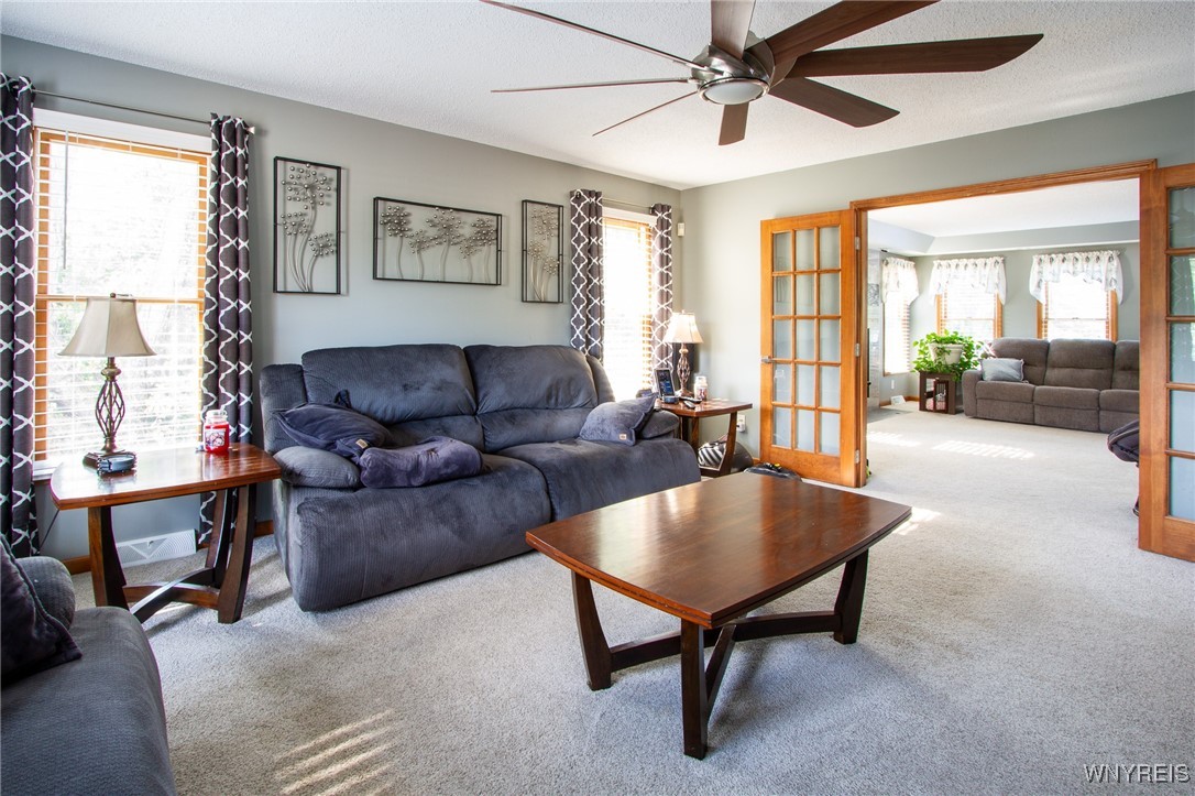 photo 4 : 2772 Pleasant Avenue, Hamburg NY 14085