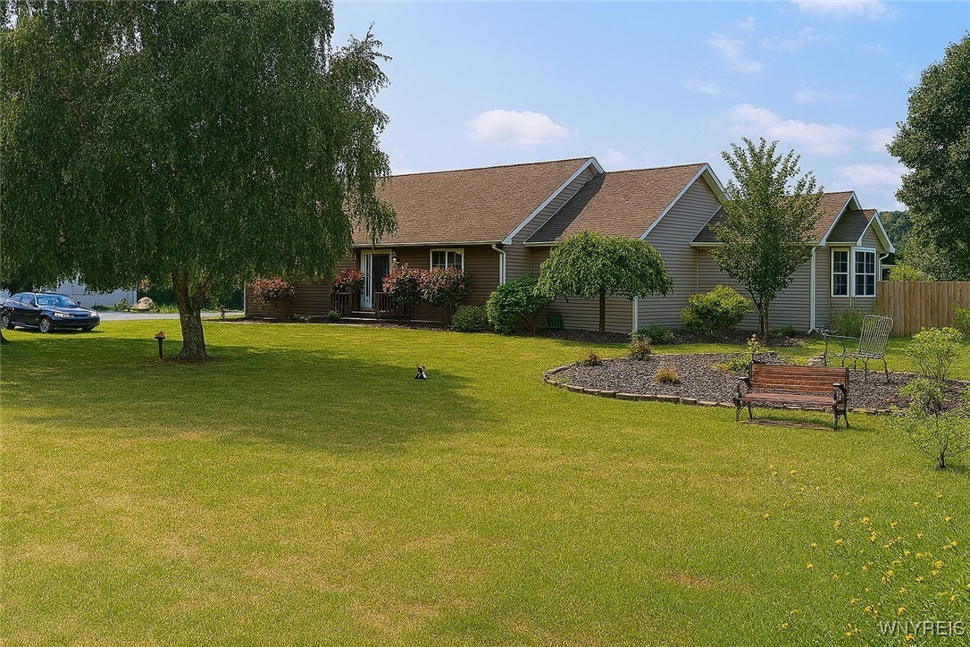 photo undefined: 5774 Sweetland Road, Stafford NY 14143