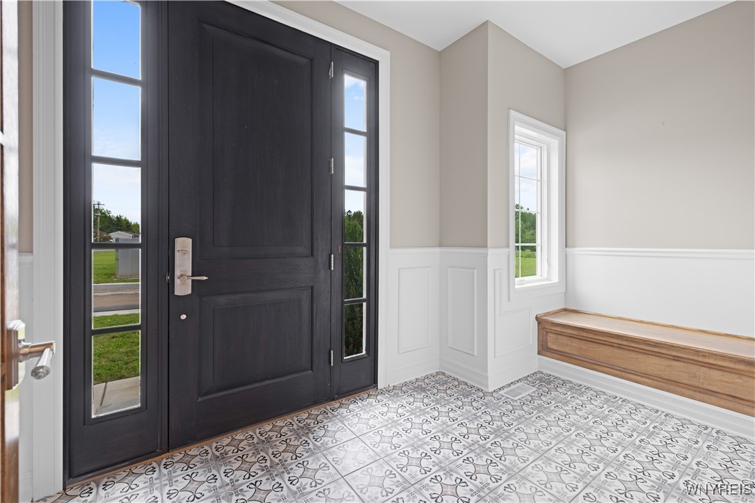 photo undefined: 10 Bentley Drive, Orchard Park NY 14127