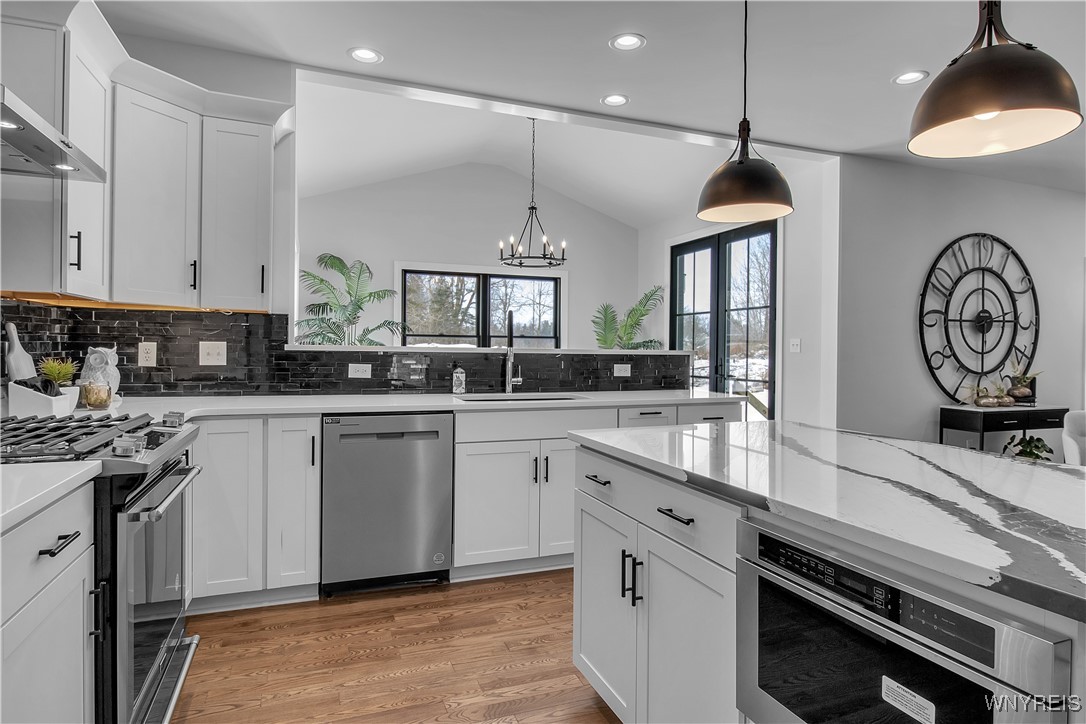 photo 4 : 4 Streamsong Court, Amherst NY 14051