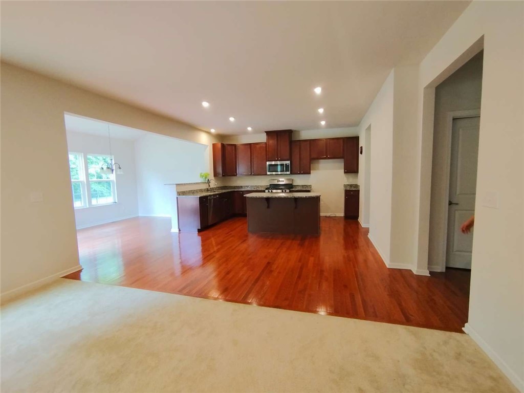 photo 4 : 708 Hillspring Terrace, Webster NY 14580