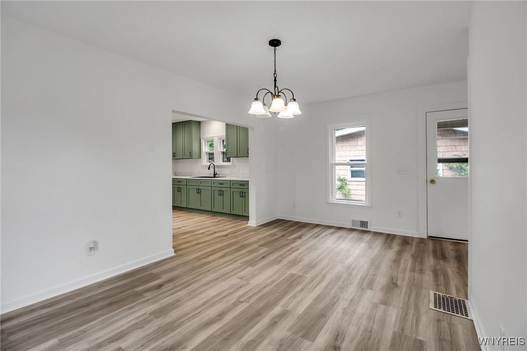 photo 4 : 43 Prentice Street, Lockport City NY 14094