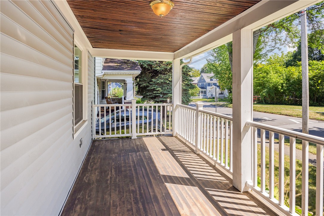 photo 3 : 1014 Garson Ave, Rochester NY 14609
