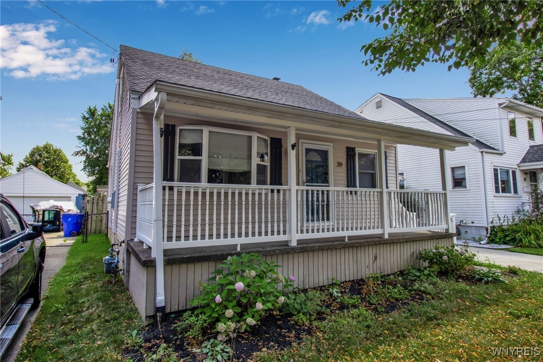 photo 2 : 39 Delray Avenue, West Seneca NY 14224