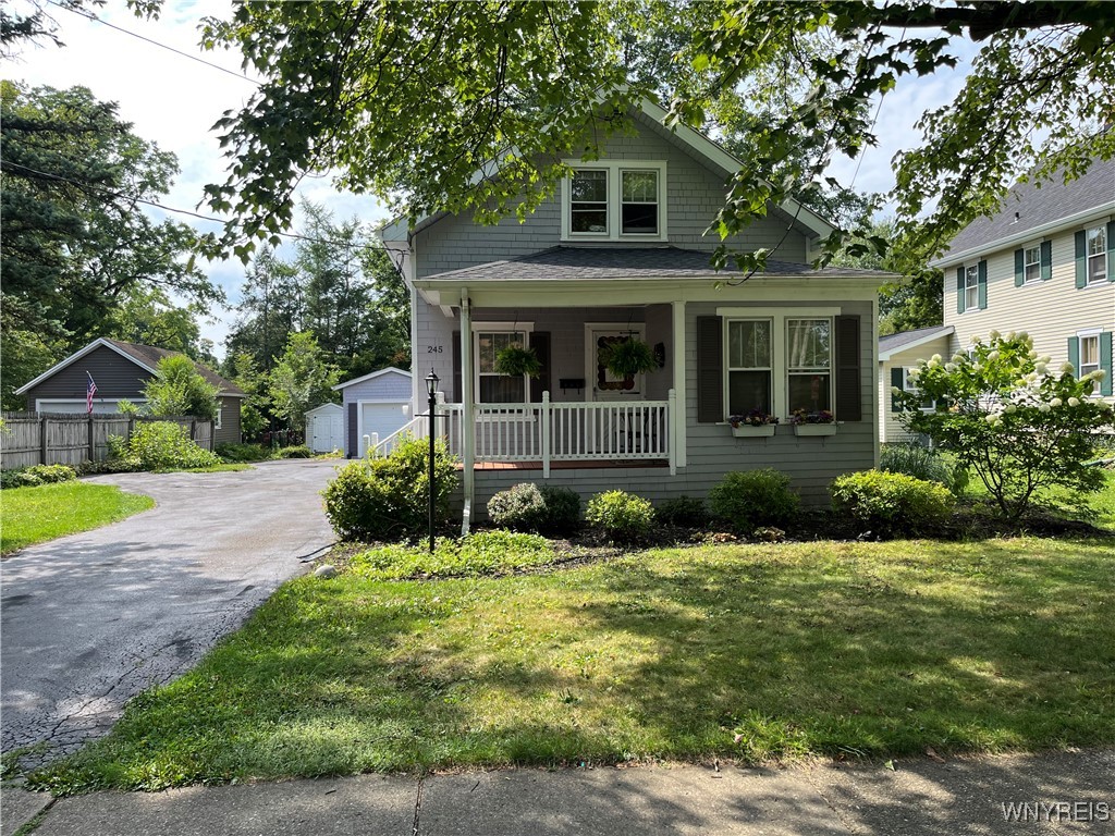 photo undefined: 245 Sycamore Street, Aurora NY 14052