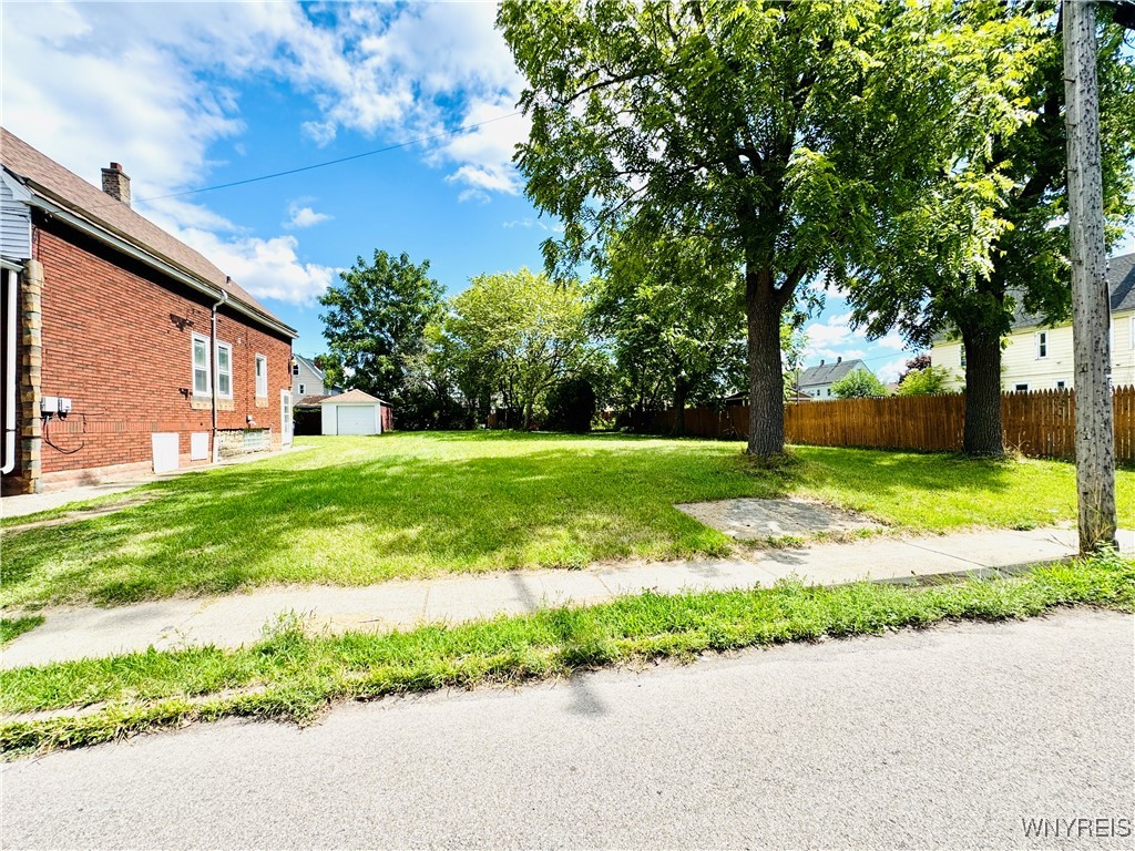 photo bF04lT48: 67 Greene Street, Buffalo NY 14206