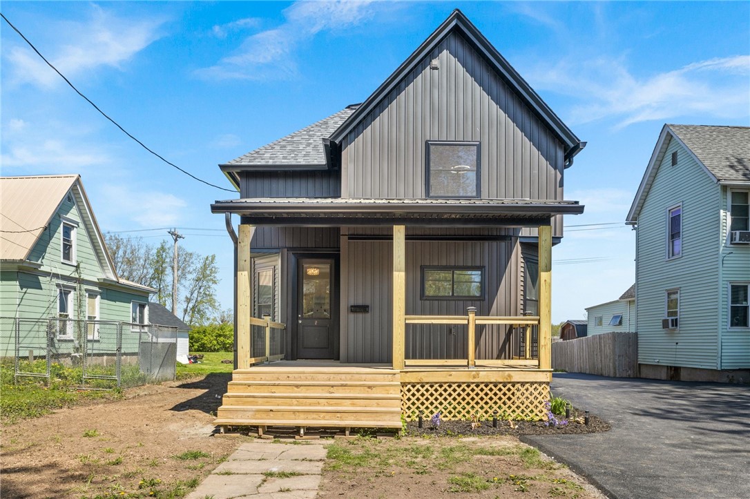 photo y8: 339 West Bank Street, Albion NY 14411