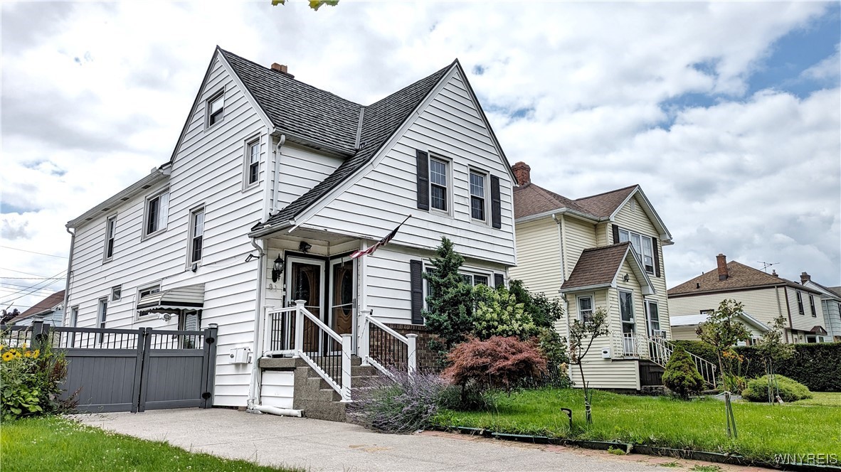 photo 8ZkekOnfBn6oA: 81 Knox Avenue, Buffalo NY 14216