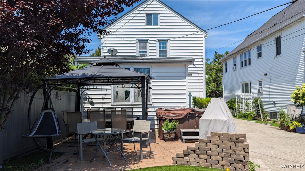 photo -Q4vPRs: 81 Knox Avenue, Buffalo NY 14216