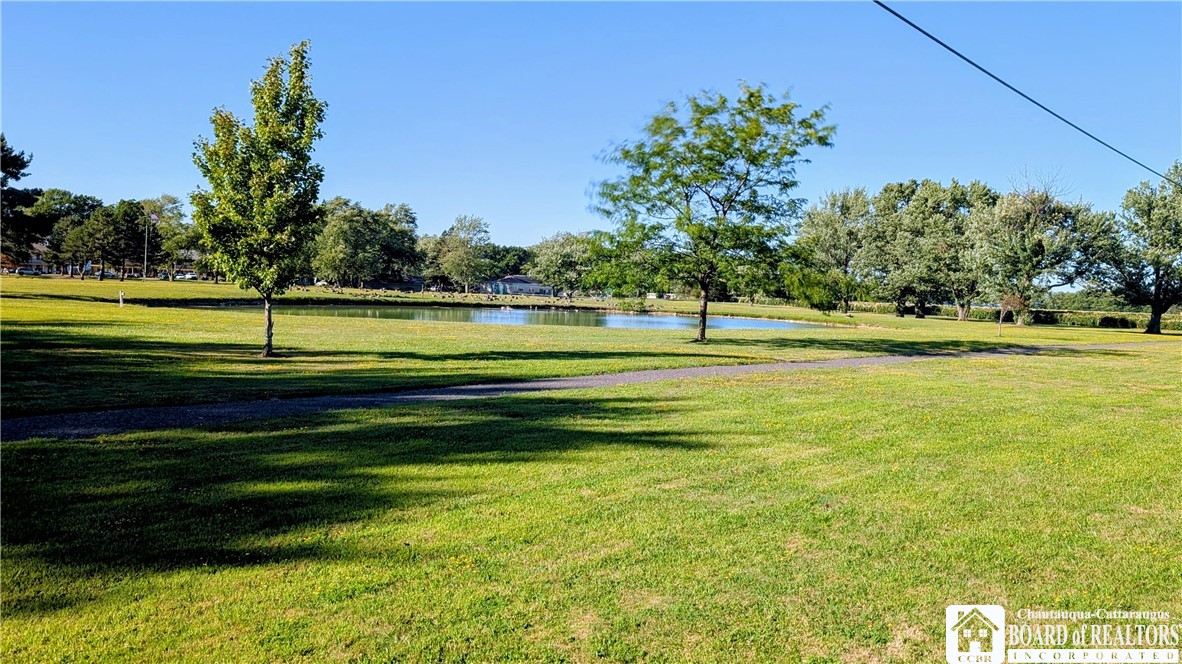 photo 2 : 709 Edgewater Drive, Westfield NY 14787