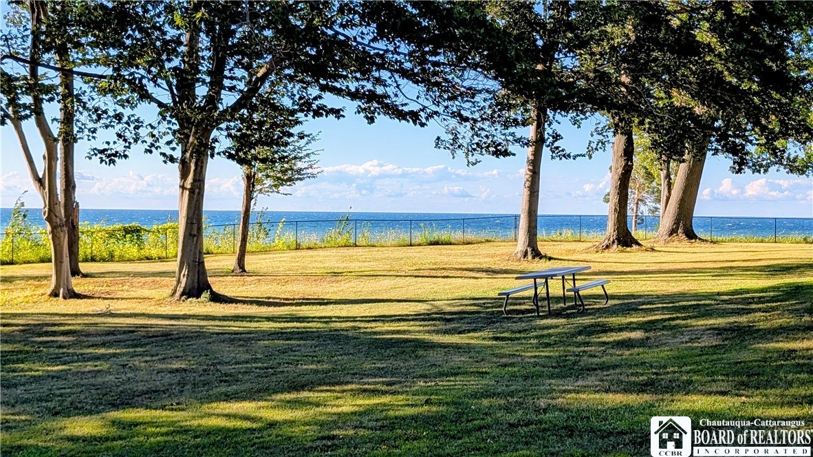 photo 3 : 709 Edgewater Drive, Westfield NY 14787