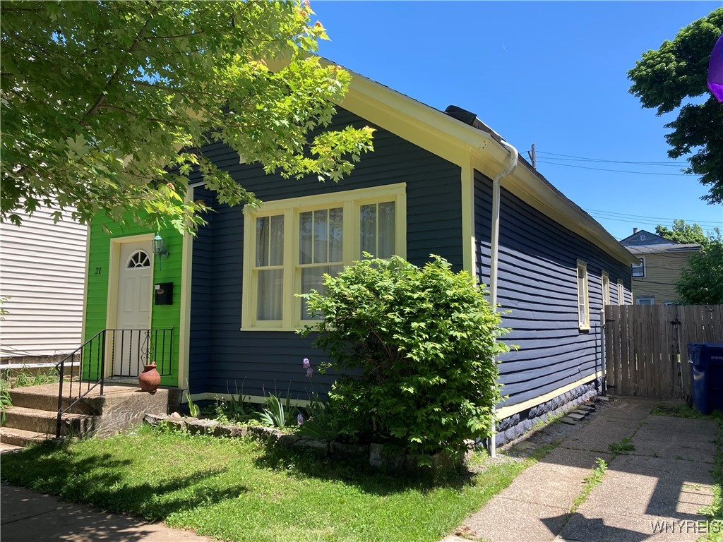 photo undefined: 21 College Street, Buffalo NY 14201