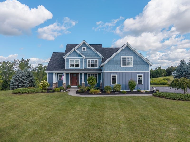 photo undefined: 147 Kensington Court, Livonia NY 14487