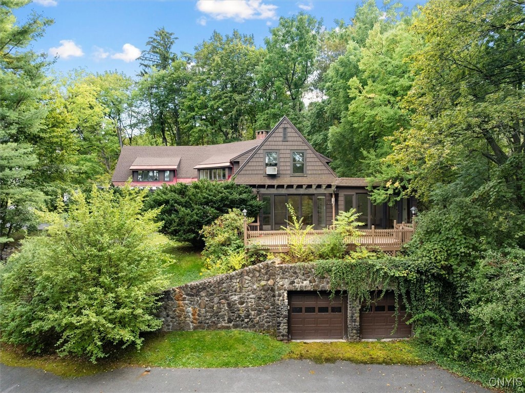 photo undefined: 2 Jordan Road, New Hartford NY 13413