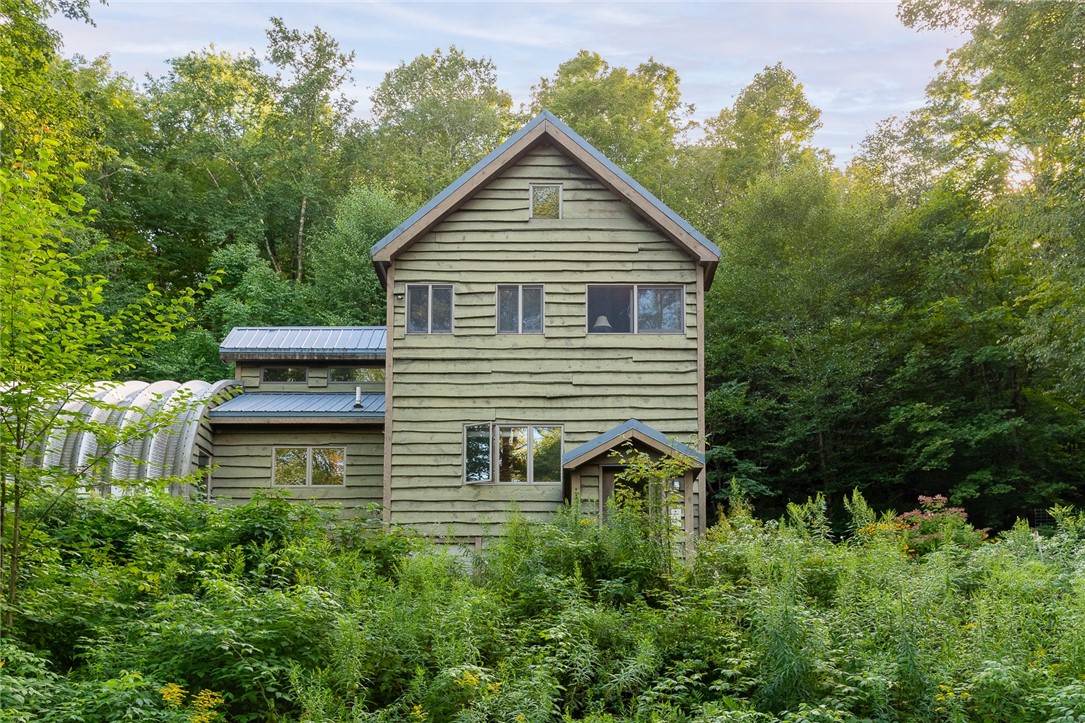 photo aPxSL0BO1WCI2s: 3309 Launt Hollow Road, Hamden NY 13782