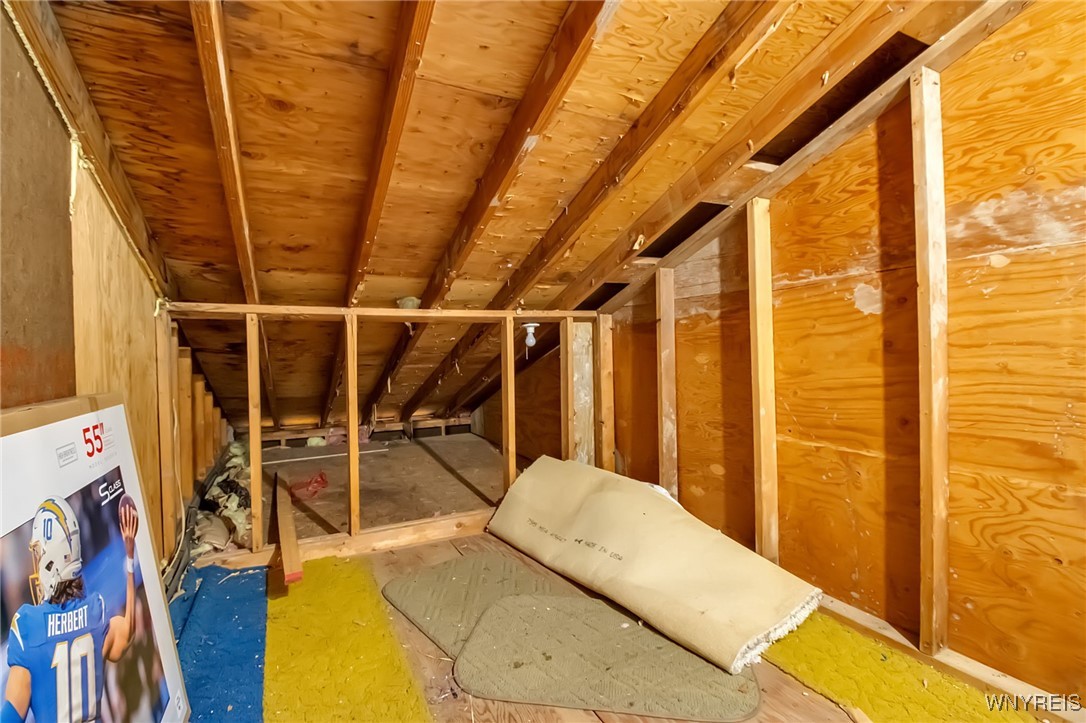 photo undefined: 44 Pebble Creek Drive, Cheektowaga NY 14227