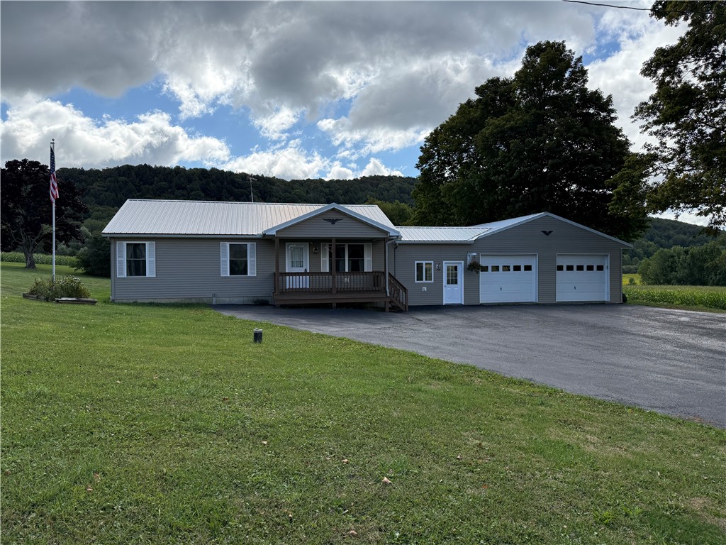 photo undefined: 560 East Street, Bridgewater NY 13318