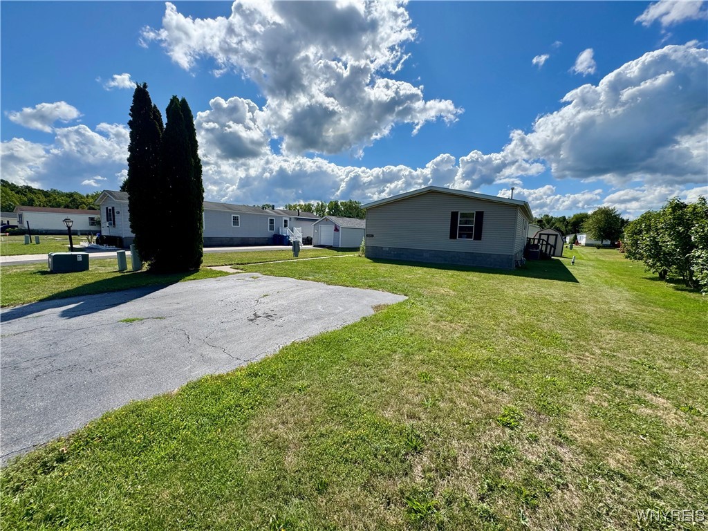 photo undefined: 6276 Autumnview Station, Newfane NY 14108