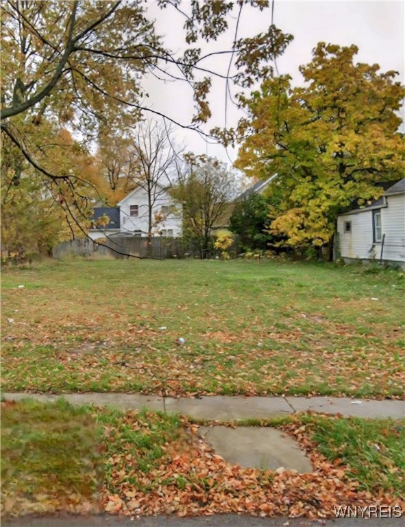 photo 9WzOhqJyFnB1fKKDH-uj93aKZW83Lwu8: 217 Madison Street, Buffalo NY 14206