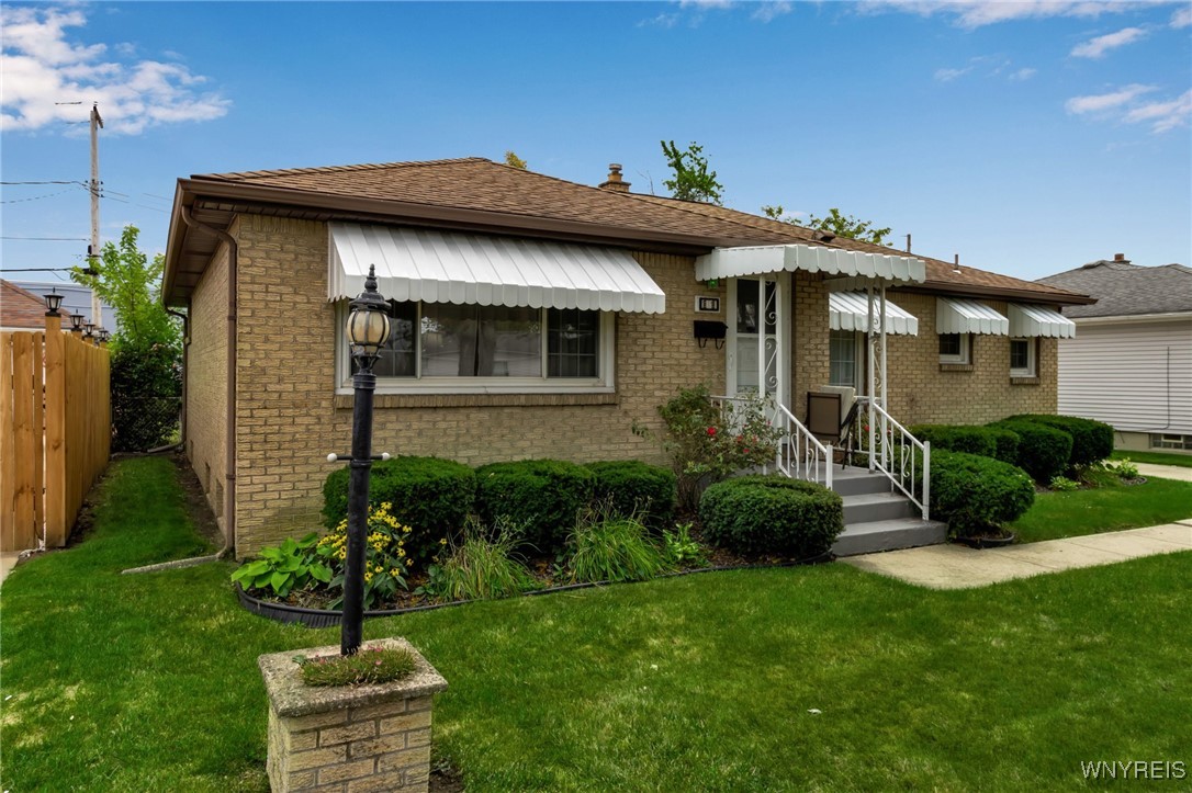 photo undefined: 11 Santin Drive, Cheektowaga NY 14225