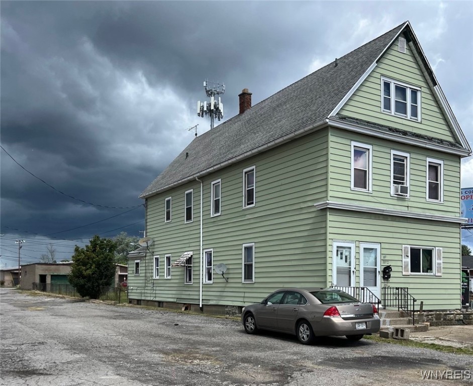 photo undefined: 2072 Genesee St Street, Buffalo NY 14211