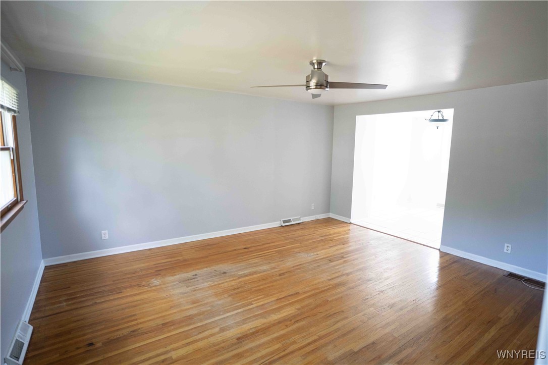 photo undefined: 227 Greenway Boulevard, Cheektowaga NY 14225