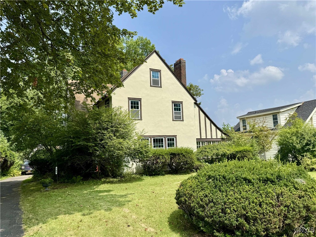 photo undefined: 709 Parkway East, Utica NY 13501