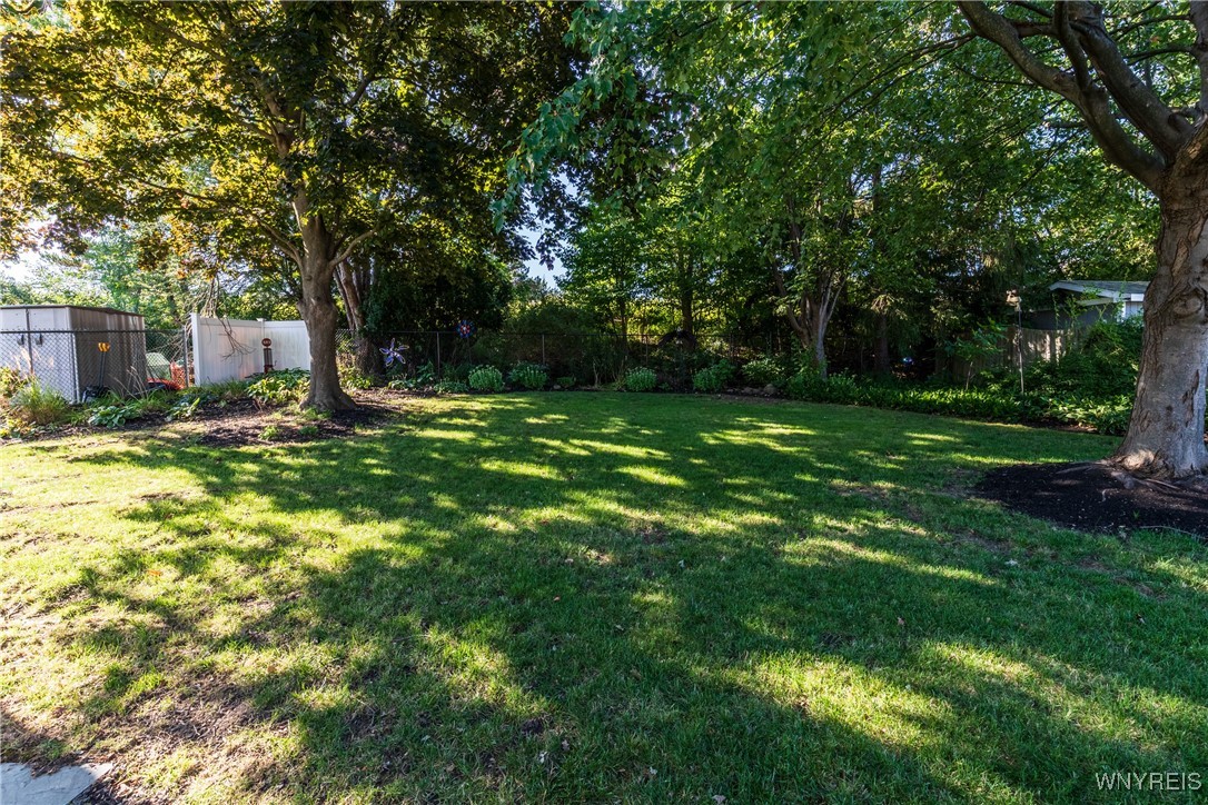 photo undefined: 3975 Autumnway Lane, Hamburg NY 14075