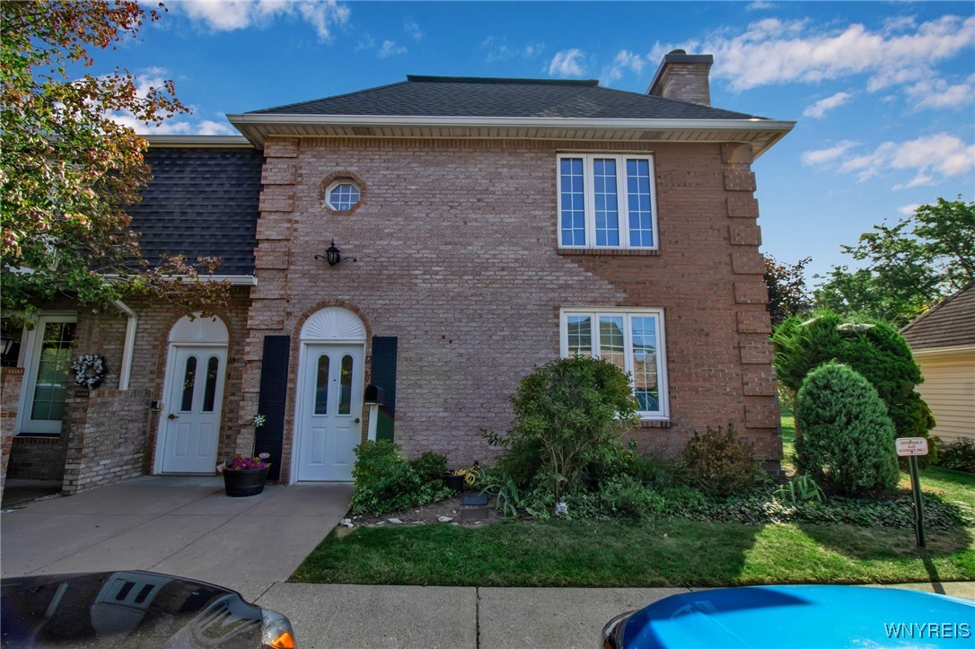 photo DwuAge5QelLGiwKi3oGCWZn32bOHMZI1A: 4583 Chestnut Ridge Road 12, Amherst NY 14228