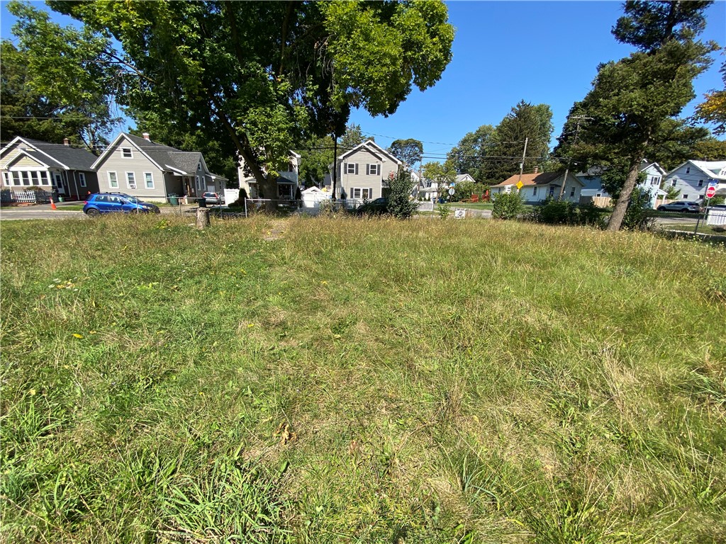 photo 3 : 119 Holworthy Street, Rochester NY 14606