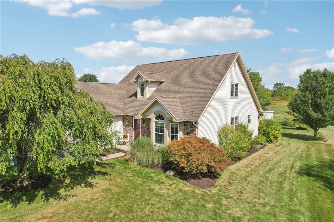 photo 1 : 12 Jamie Lynn Drive, Chili NY 14428