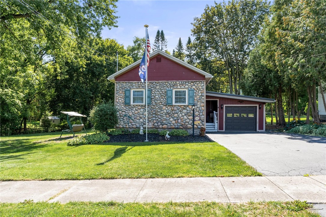 photo undefined: 23 Hibbard Avenue, Manchester NY 14432