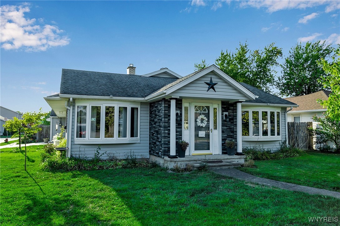 photo undefined: 4 Kelvin Drive, Tonawanda NY 14223