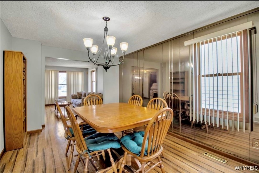 photo 3 : 228 Pine Street, Buffalo NY 14204