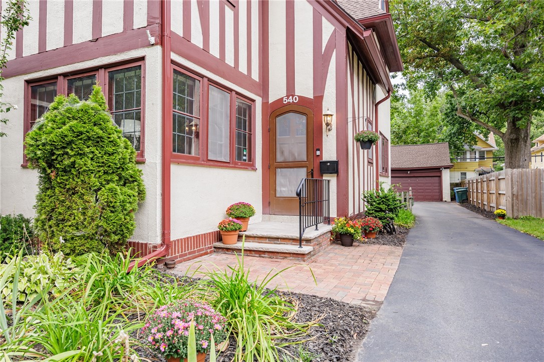 photo 3 : 540 Seneca Parkway, Rochester NY 14613