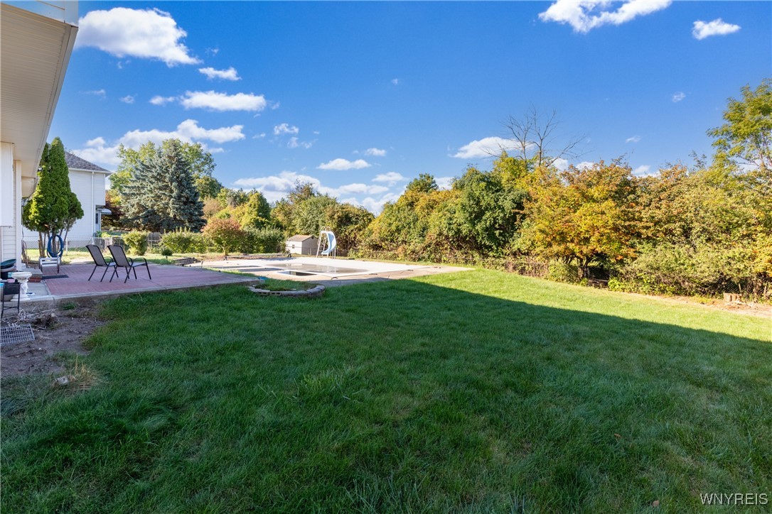 photo 2 : 5002 Eastbrooke Place, Clarence NY 14221