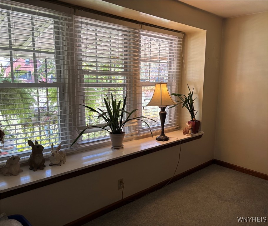 photo zCWrnEOFPTPqUwFc5LHJwTFCsxO-KoyHHD1c2AFKY: 396 Maynard Drive, Amherst NY 14226