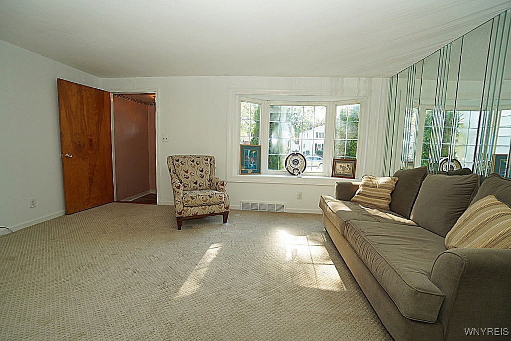 photo 3 : 51 Fairchild Drive, Amherst NY 14226