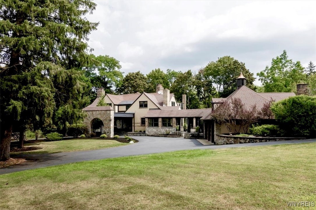 photo undefined: 1005 Big Tree Rd, Aurora NY 14052