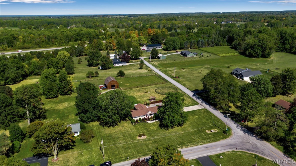 photo 2 : 13118 Steiner Road, Newstead NY 14001