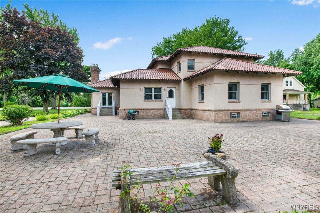 photo undefined: 5275 Tonawanda Creek Road, Pendleton NY 14120