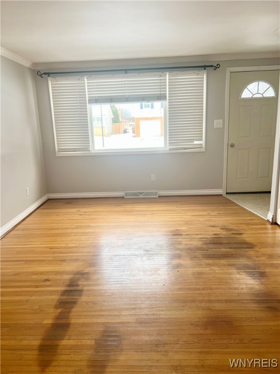 photo 3 : 82 Colette Avenue, Cheektowaga NY 14227